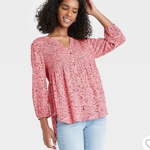 NWT Paisley Print Long Sleeve Smocked Top